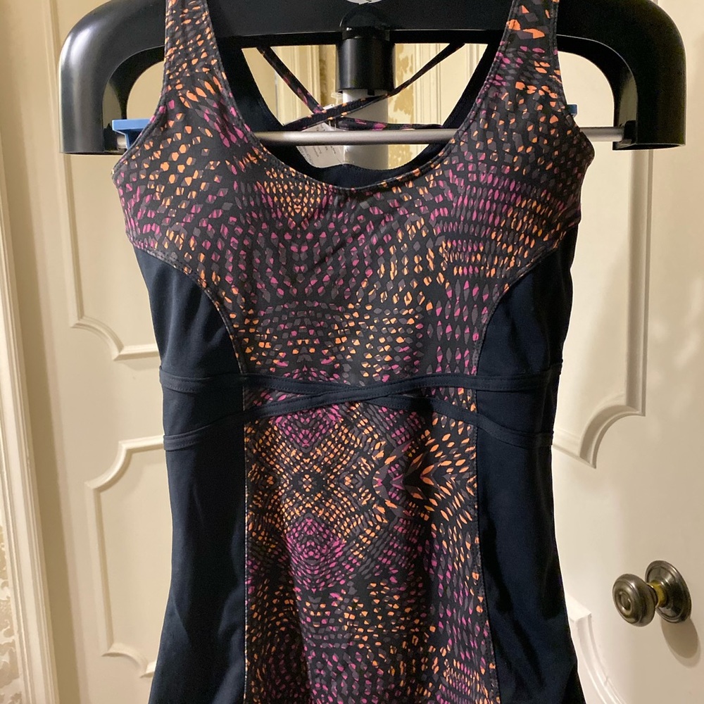 Fabletics top